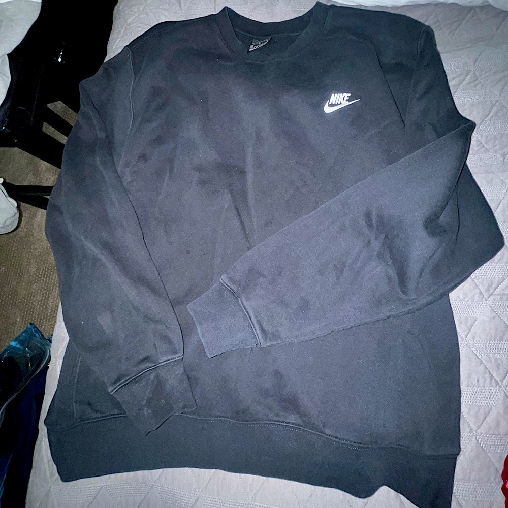 Nike Black crewneck sweater